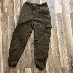 Forest Green Aeropostale cargo pants